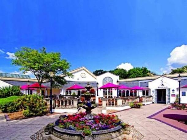 Warner Leisure Hotels Lakeside Coastal Village
